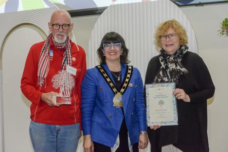 2023 Volunteer of the Year winner, Peter Sowden from the Rotary Club of Walkerville; Mayor of Walkerville Melissa Jones, and Raina Nechvoglod from Walkerville ECH College Grove, runner-up for the Volunteer of the Year Award.