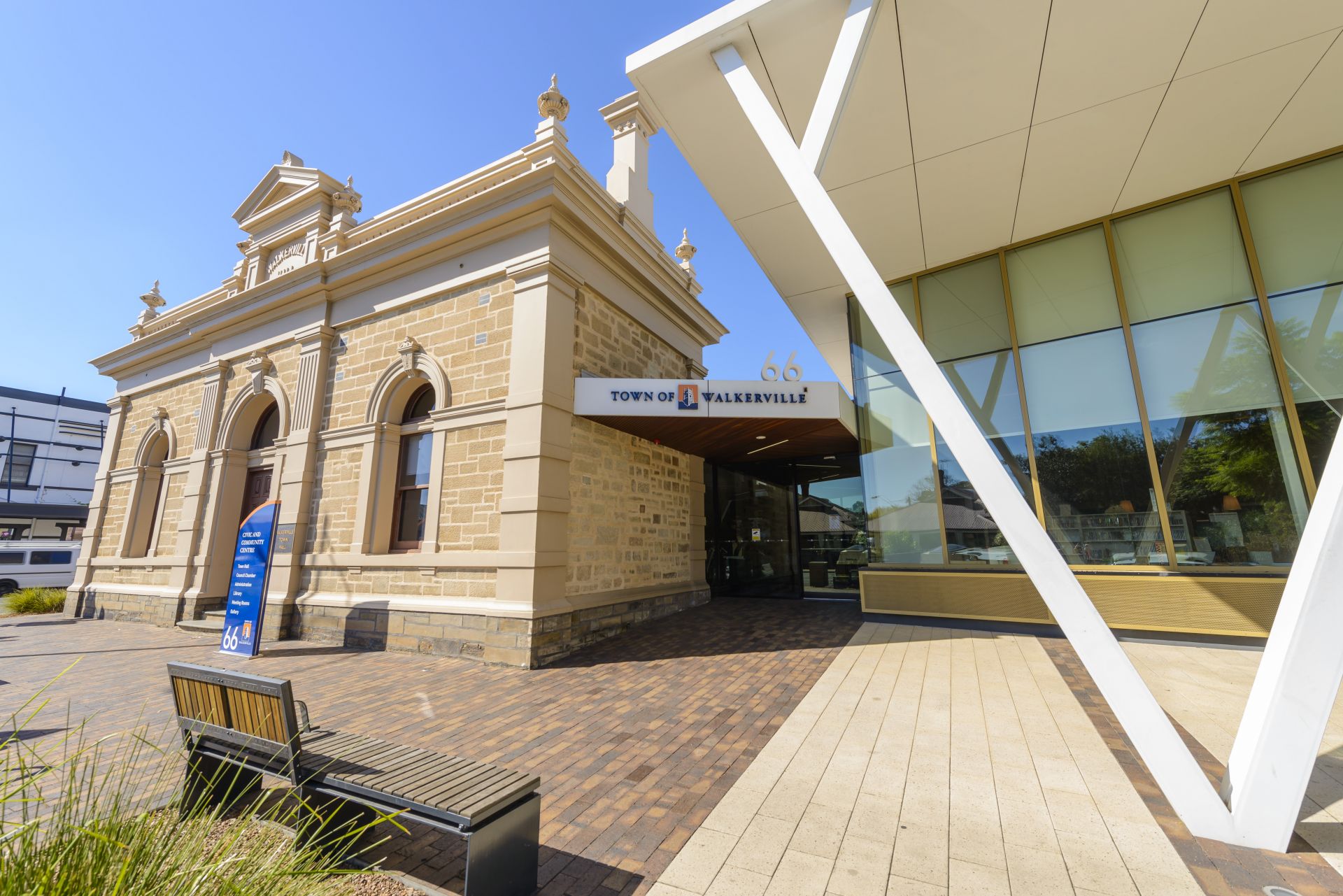 Town Hall theatre external2